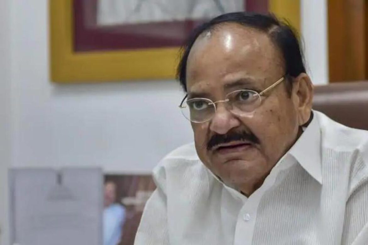 उपराष्ट्रपति वेंकैया नायडू को कोरोना हुआ, रूटीन टेस्ट में पॉजिटिव पाए जाने के बाद होम क्वारैंटाइन किए गए