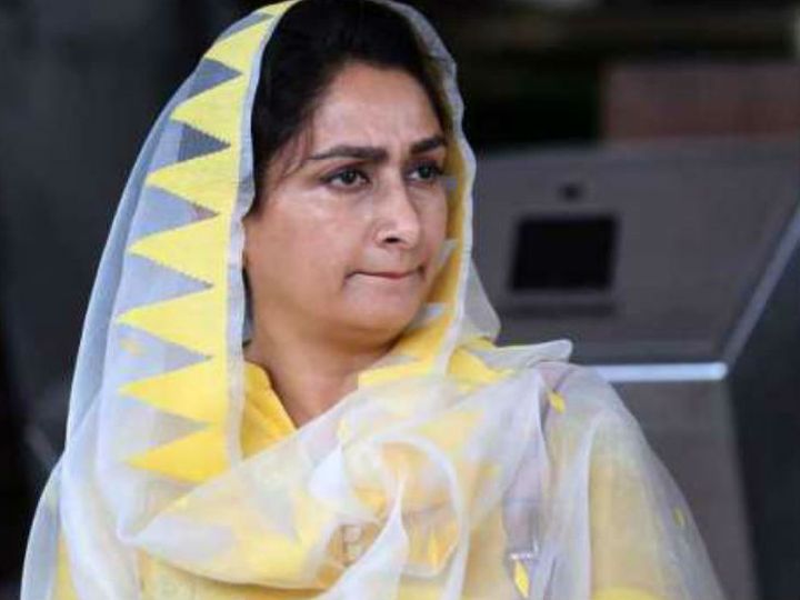 किसान बिल के विरोध पर केंद्रीय मंत्री हरसिमरत कौर बादल ने इस्तीफा दिया
