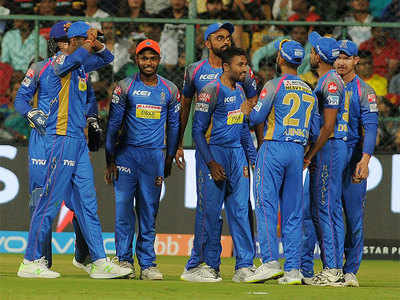 IPL में रॉयल चैलेंजर्स के खिलाफ दिल्ली कैपिटल्स की सबसे बड़ी जीत, पॉइंट टेबल में टॉप पर पहुंची; स्टोइनिस-रबाडा जीत के हीरो