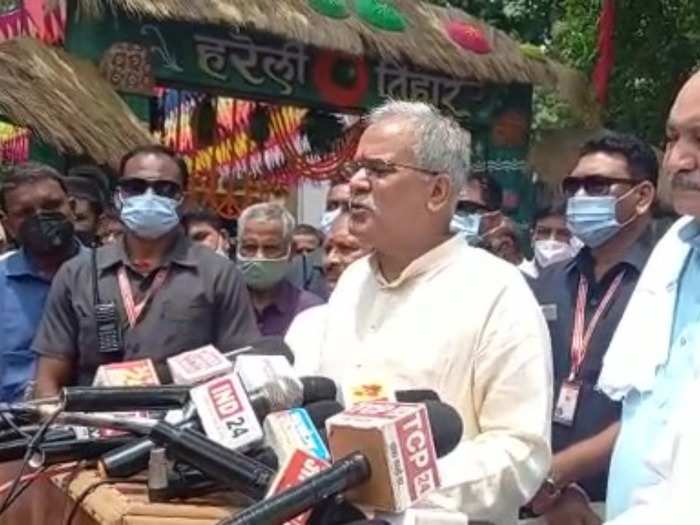 मुख्यमंत्री भूपेश बघेल बोले- मेजर ध्यानचंद नेशनल आइकॉन उनके नाम पर बड़ी घोषणा होनी थी, पुरस्कार से राजीव गांधी का नाम हटाना क्षुद्र मानसिकता