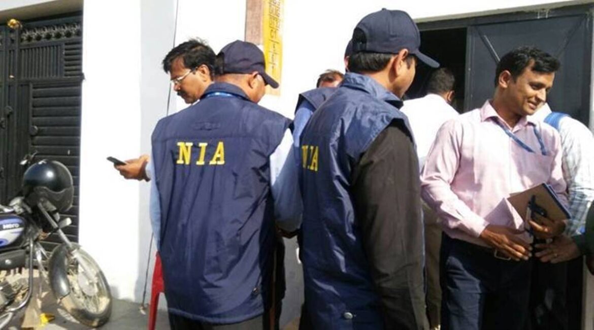 जम्मू-कश्मीर में जमात-ए-इस्लामी के 40 से ज्यादा ठिकानों पर NIA की रेड, आतंक के लिए फंडिंग का है आरोप