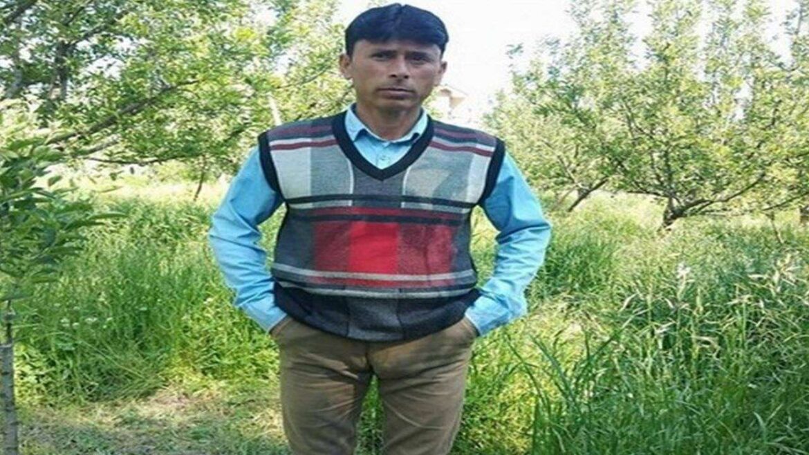 कुलगाम में आतंकियों ने जावीद अहमद को गोली मारी, 5 दिन पहले एक नेता के घर हुए हमले में गई थी 2 साल के मासूम की जान