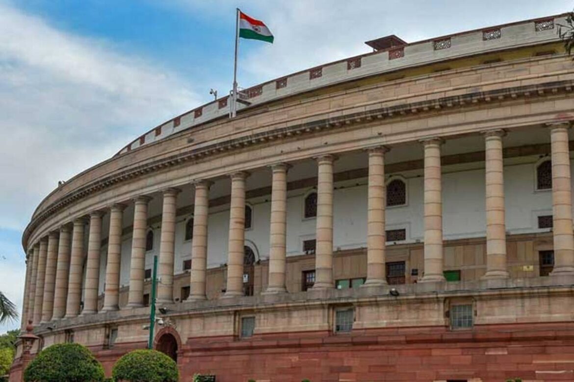 मॉनसून सत्र के तीसरे हफ्ते राज्‍यसभा में 8 विधेयक पारित, हंगामे की वजह से 21 घंटे 36 मिनट बर्बाद
