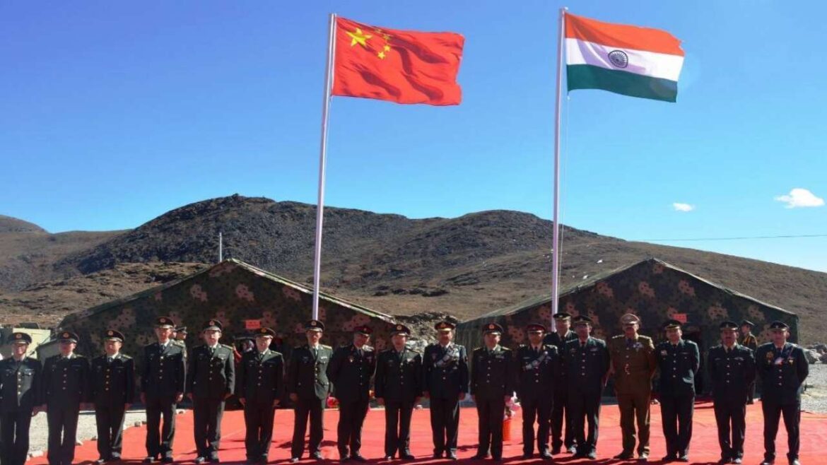 भारत-चीन सैन्य कमांडर्स की 13वें दौर की बातचीत आज: