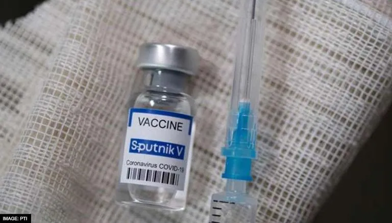ब्रिटिश मीडिया का दावा- रूस के जासूसों ने ऑक्सफोर्ड-एस्ट्राजेनेका का फाॅर्मूला चुराकर बनाई थी स्पुतनिक-V