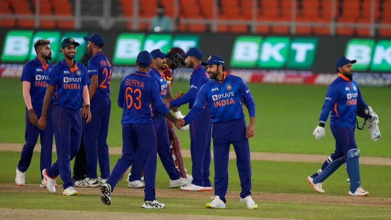 दूसरे वनडे में रचे गए कई इतिहास:वेस्टइंडीज के खिलाफ 15 साल से वनडे सीरीज नहीं हारा भारत