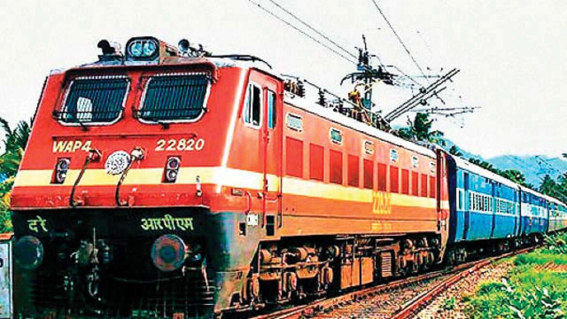 फेस्टिव सीजन में यात्रियों के लिए राहत की खबर:18 ट्रेनों में लगेंगे एक्स्ट्रा कोच
