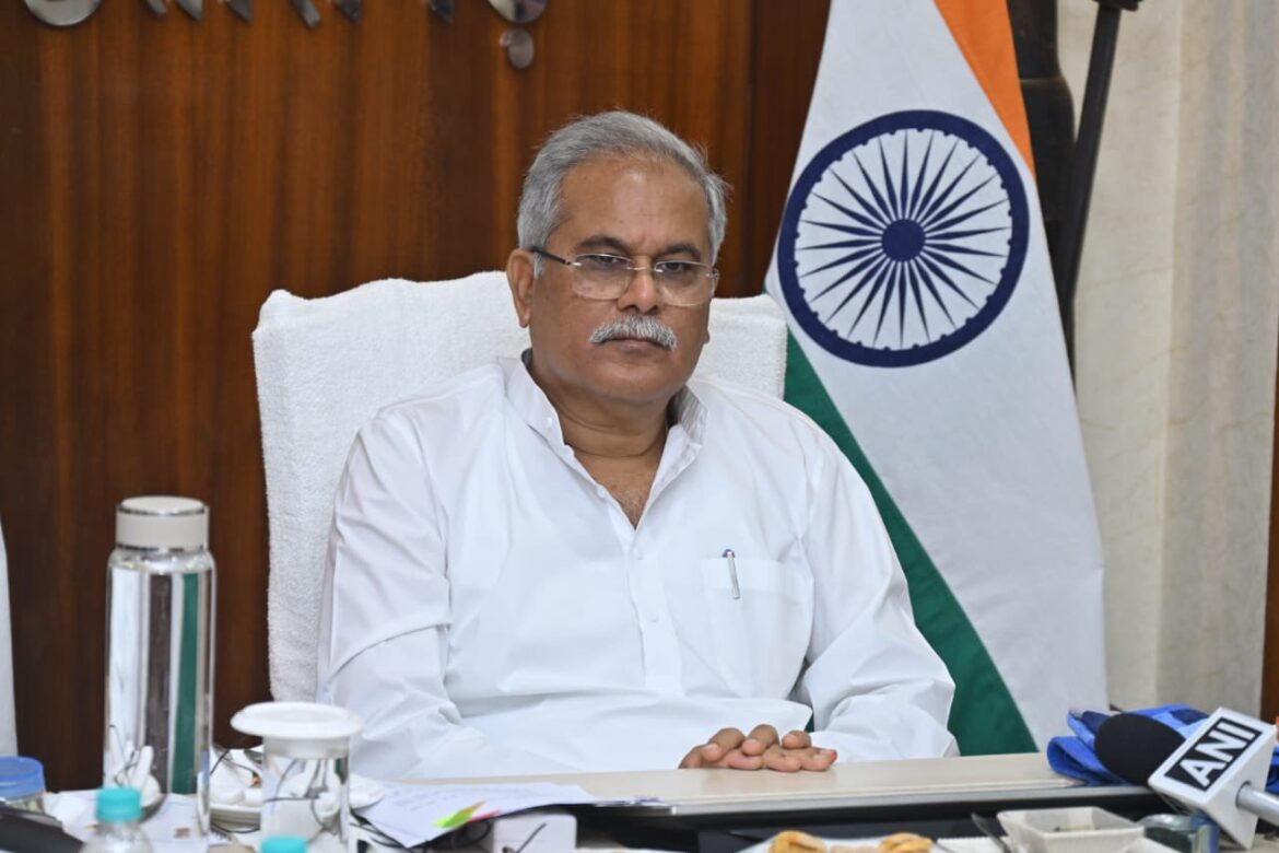 ED की कार्रवाई को लेकर CM भूपेश बघेल बोले- अफसर मारपीट क्यों कर रहे