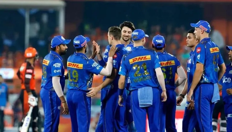 सनराइजर्स हैदराबाद VS मुंबई इंडियंस;