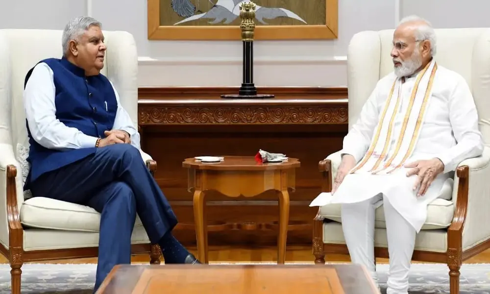 उपराष्ट्रपति धनखड़ से पीएम नरेंद्र मोदी ने की बात;