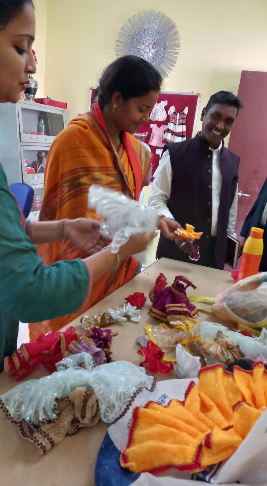 महिला एवं बाल विकास मंत्री श्रीमती रजवाड़े ने बालिका गृह, नारी निकेतन और सखी सेंटर का किया आकस्मिक निरीक्षण