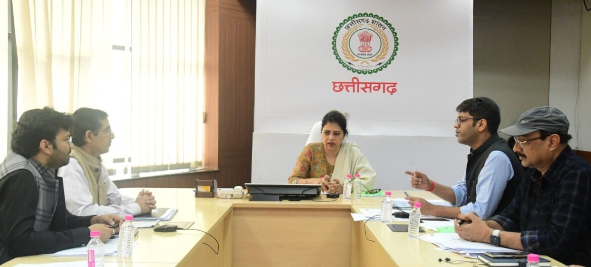 गुजरात और मध्यप्रदेश जैसे राज्यों में चल रही कल्याणकारी योजनाओं की स्टडी करेगी चिप्स की टीम