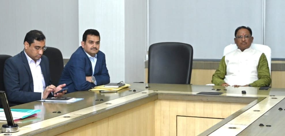 मुख्यमंत्री श्री साय ने की खनिज विभाग के कामकाज की समीक्षा