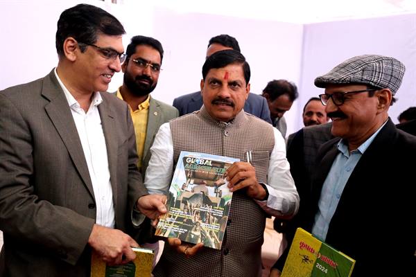 मुख्यमंत्री डॉ. यादव ने कृषक जगत समूह की वार्षिक डायरी का किया विमोचन;