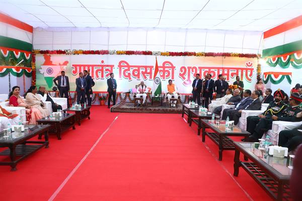 राजभवन में गणतंत्र दिवस पर हुआ स्वागत समारोह;