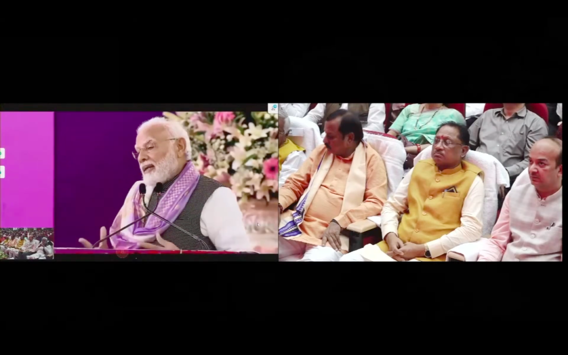 प्रधानमंत्री श्री नरेन्द्र मोदी ने भिलाई आईआईटी के स्थाई परिसर को किया राष्ट्र को समर्पित