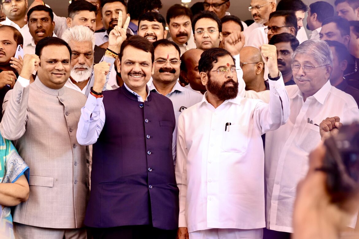 मराठा आरक्षण पर लगी मुहर, महाराष्ट्र विधानसभा में सर्वसम्मति से बिल पास;