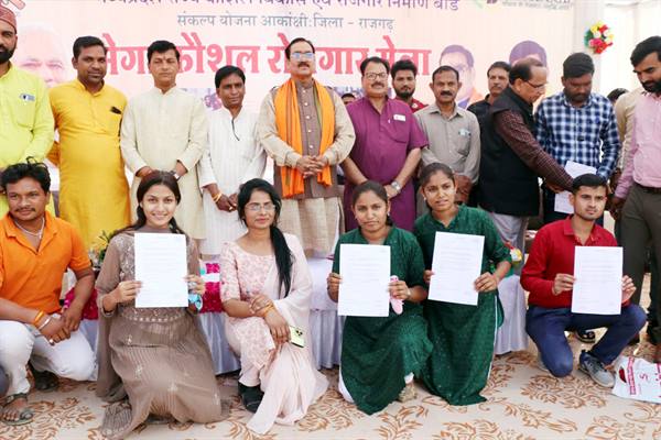 प्रधानमंत्री श्री मोदी के नेतृत्व में हो रहा है कौशल युक्त एवं बेरोजगार मुक्त भारत का निर्माण – राज्य मंत्री श्री टेटवाल