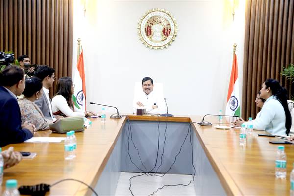 जनता की भलाई के कार्य तत्परता से करें- मुख्यमंत्री डॉ. यादव;