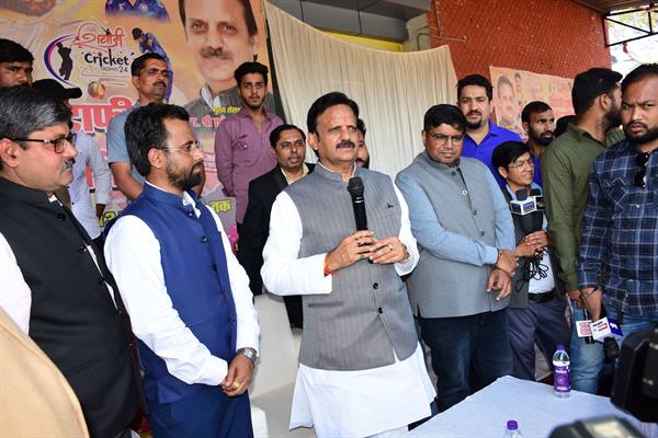 उप मुख्यमंत्री श्री शुक्ल ने शिवाजी ट्रॉफी क्रिकेट टूर्नामेंट का किया शुभारंभ;