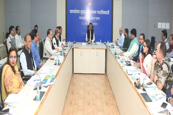 मुख्य निर्वाचन पदाधिकारी ने निर्वाचन व्यय निगरानी अंतर्गत राज्यस्तरीय नोडल अधिकारियों के साथ की बैठकलोकसभा निर्वाचन -2024 की तैयारियों के संबंध में की समीक्षा