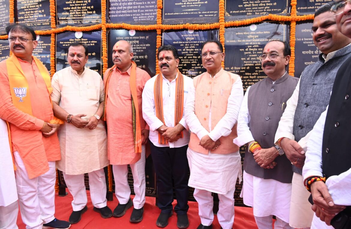मुख्यमंत्री ने छत्तीसगढ़ स्वामी विवेकानंद तकनीकी विश्वविद्यालय भिलाई में 22.96 करोड़ रूपए की लागत के दो शैक्षणिक भवनों का किया लोकार्पण