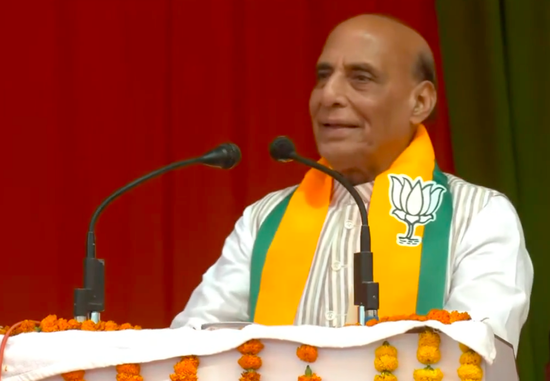 बिहार में गरजे राजनाथ सिंह