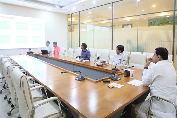 मुख्यमंत्री ने समत्व भवन में हुई उच्च स्तरीय बैठक में परियोजना पर चर्चा कर दिए निर्देश