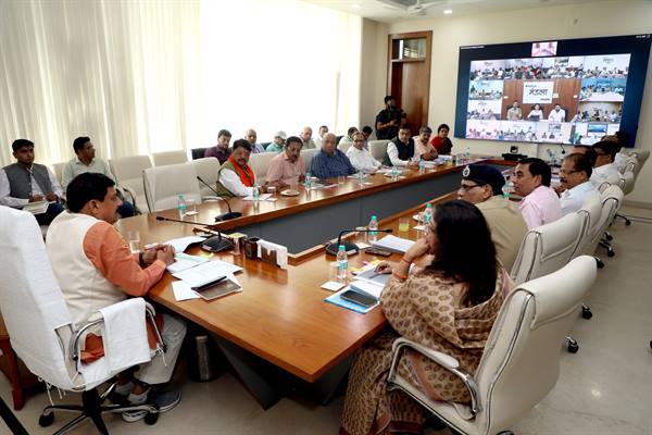 पानी बचाने और जल स्त्रोत सहेजने के काम में लगे समाजसेवियों को करें सम्मानित – मुख्यमंत्री डॉ. मोहन यादव