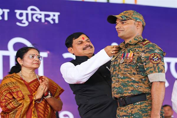 पुलिस ने नक्सलवाद को जड़ से उखाड़ फेंकने का पराक्रम दिखाया- मुख्यमंत्री डॉ. यादव