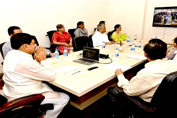 मुख्यमंत्री ने आईएएस, आईएफएस तथा राज्य सिविल सेवा अधिकारियों के संयुक्त आधारभूत प्रशिक्षण कार्यक्रम का किया शुभारंभ