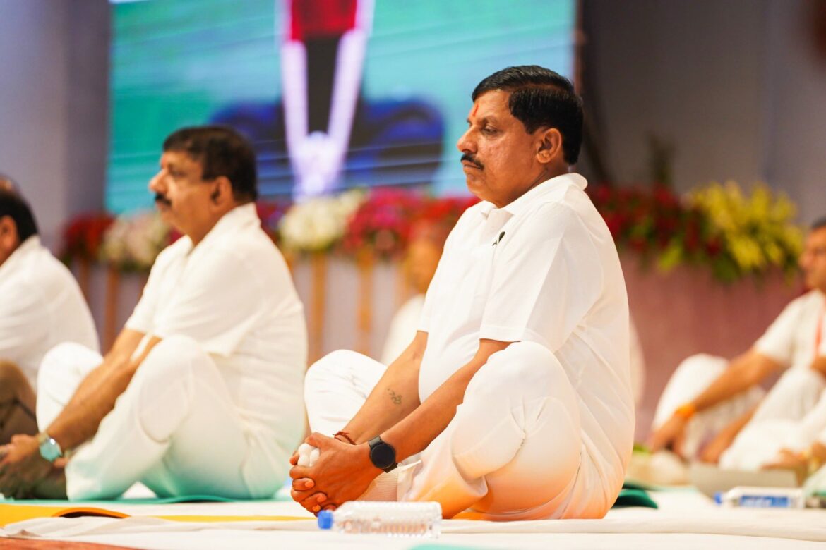 योग विद्या ही नहीं विज्ञान है, यह एकाग्रता लाने में सहायक : प्रधानमंत्री श्री मोदी