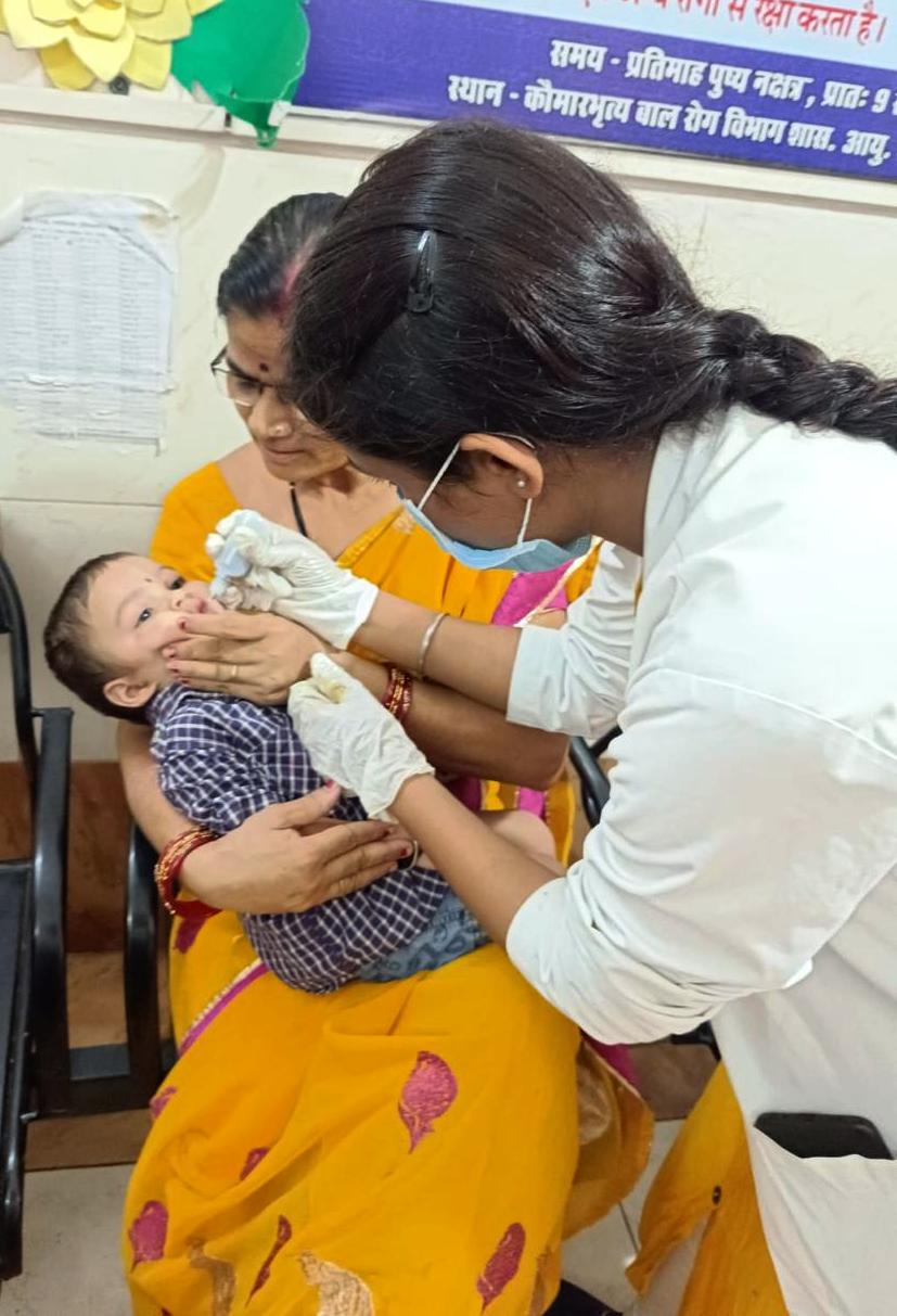 राष्ट्रीय आयुष मिशन के अंतर्गत हर पुष्य नक्षत्र तिथि में 0-16 वर्ष के बच्चों को कराया जाता है स्वर्णप्राशन