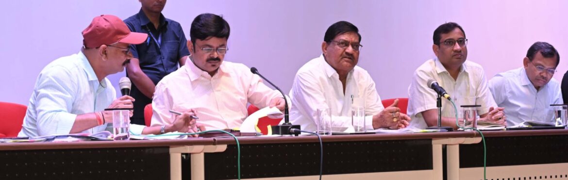 चावल वितरण में लापरवाही हुई तो होगी सख्त कार्रवाई: खाद्य मंत्री श्री बघेल