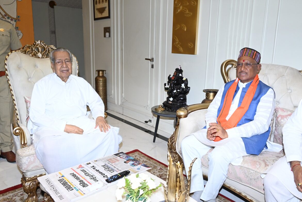 राज्यपाल श्री विश्वभूषण हरिचंदन से मुख्यमंत्री श्री विष्णु देव साय ने की सौजन्य मुलाकात