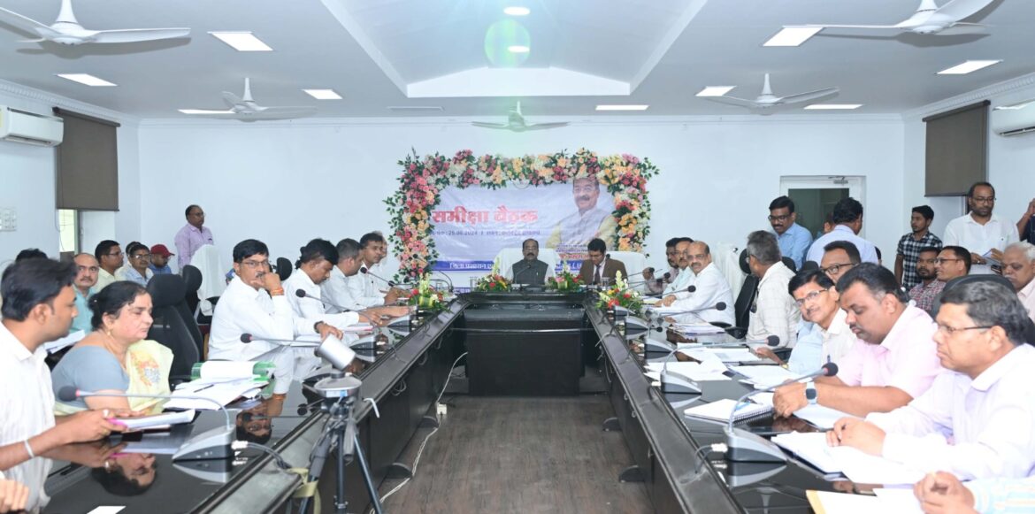 जल जीवन मिशन के कार्यों को मिशन मोड पर पूर्ण करें – श्री अरुण साव