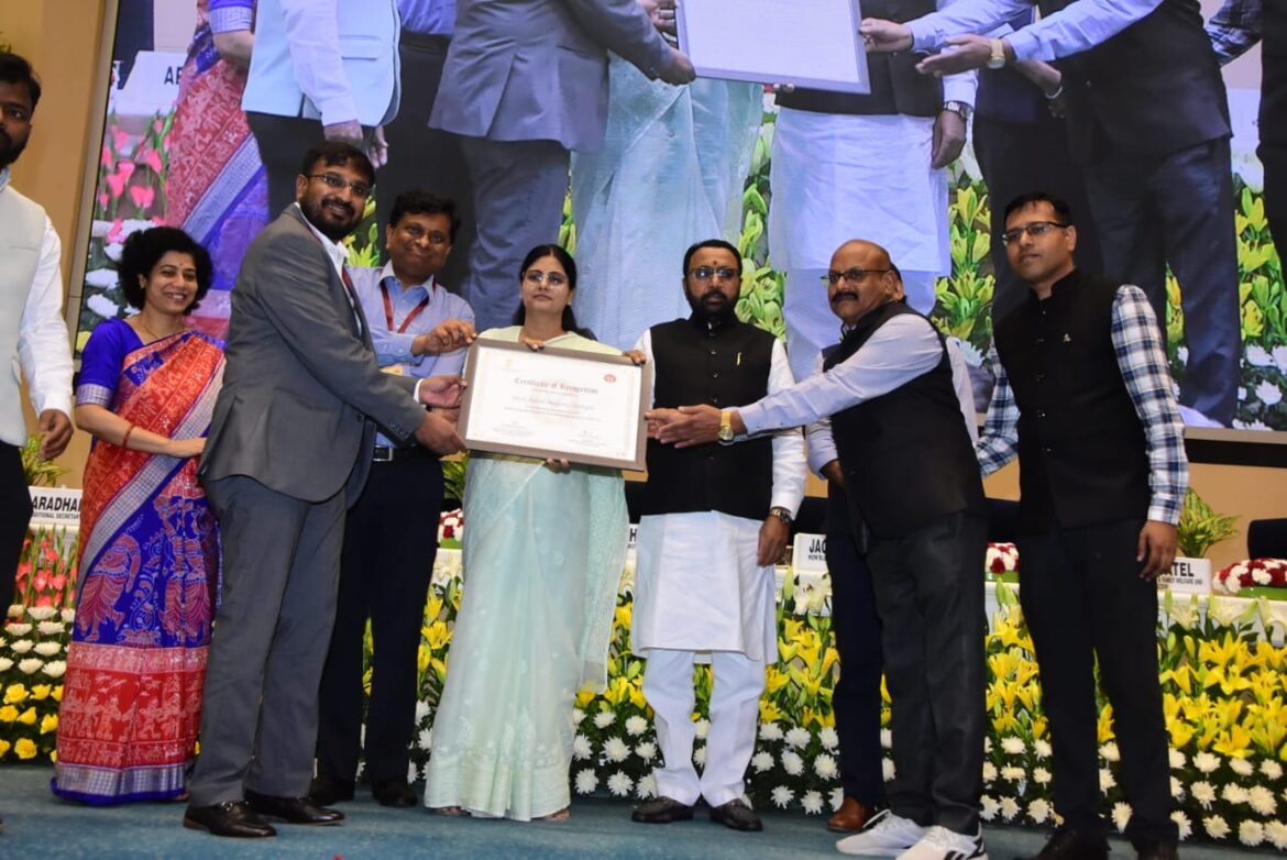 आयुष्मान भारत, गुणवत्त स्वास्थ्य कार्यक्रम में किया गया राष्ट्रीय स्वास्थ्य मिशन छत्तीसगढ़ की टीम का सम्मान