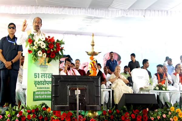 पर्यावरण अनुकूलता एवं पर्यावरण संबंधी चुनौतियों का समाधान कारक होगा