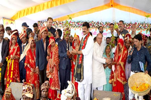 प्रदेश सरकार की कन्यादान योजना ने खत्म की माता-पिता की चिंता: खाद्य मंत्री श्री राजपूत