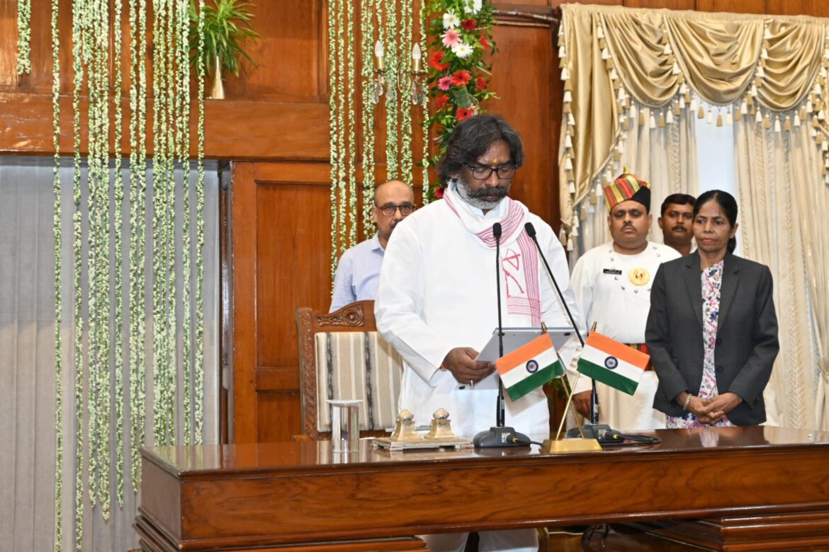 हेमंत सोरेन 154 दिनों बाद फिर से बने मुख्यमंत्री