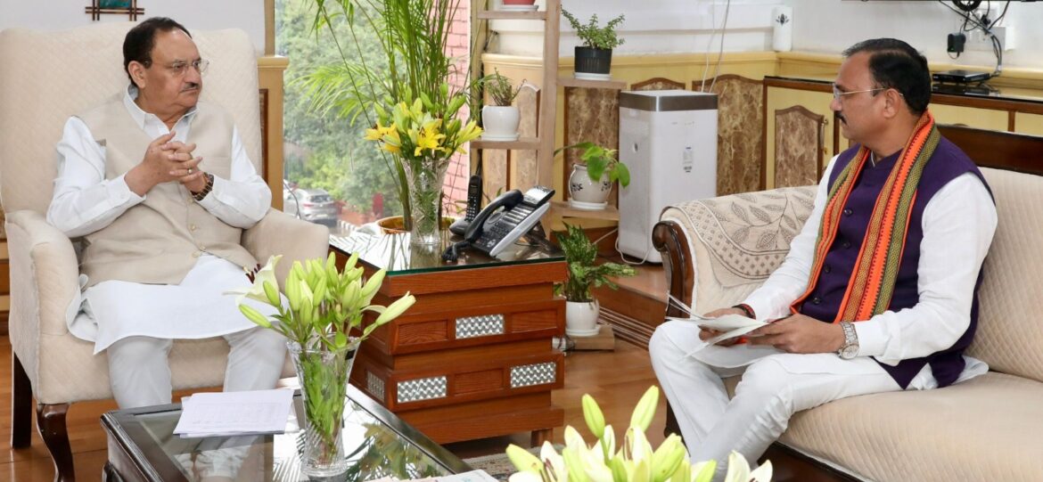 छत्तीसगढ़ के स्वास्थ्य मंत्री श्री श्याम बिहारी जायसवाल ने की केंद्रीय स्वास्थ्य मंत्री श्री जे. पी. नड्डा से मुलाकात