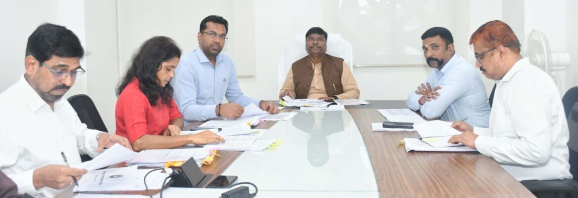 युवाओं को रोजगार से जोड़ने के लिए स्थानीय मांग के अनुरूप प्रशिक्षण दिलाएं: श्री केदार कश्यप