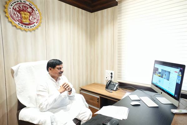 “अधोसंरचना निर्माण में नवाचारों का समावेश” कॉन्फ्रेंस का मुख्यमंत्री ने किया वर्चुअली शुभारंभ