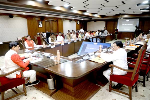 इंदौर-मनमाड़ रेल लाइन खोलेगी समृद्धि के द्वार- मुख्यमंत्री डॉ. यादव