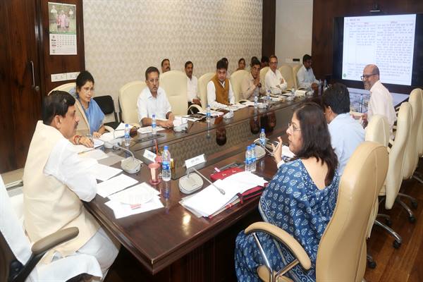 मुख्यमंत्री ने की पिछड़ा वर्ग-अल्पसंख्यक कल्याण तथा विमुक्त, घुमन्तु और अर्द्धघुमन्तु कल्याण विभाग की समीक्षा