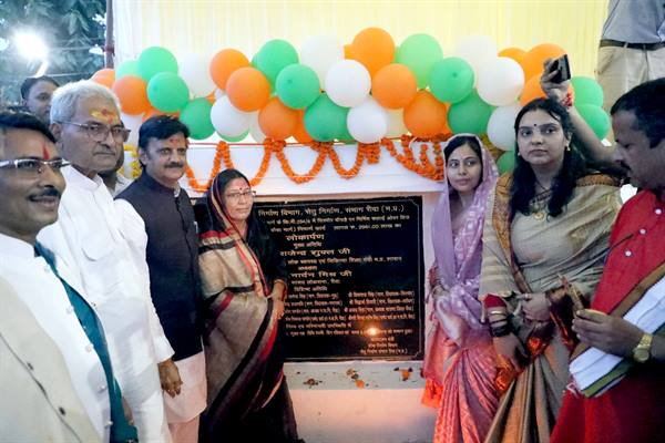 रीवा में 29 करोड़ 61 लाख रुपए की लागत के फ्लाईओवर ब्रिज के तृतीय लेग का किया लोकार्पण