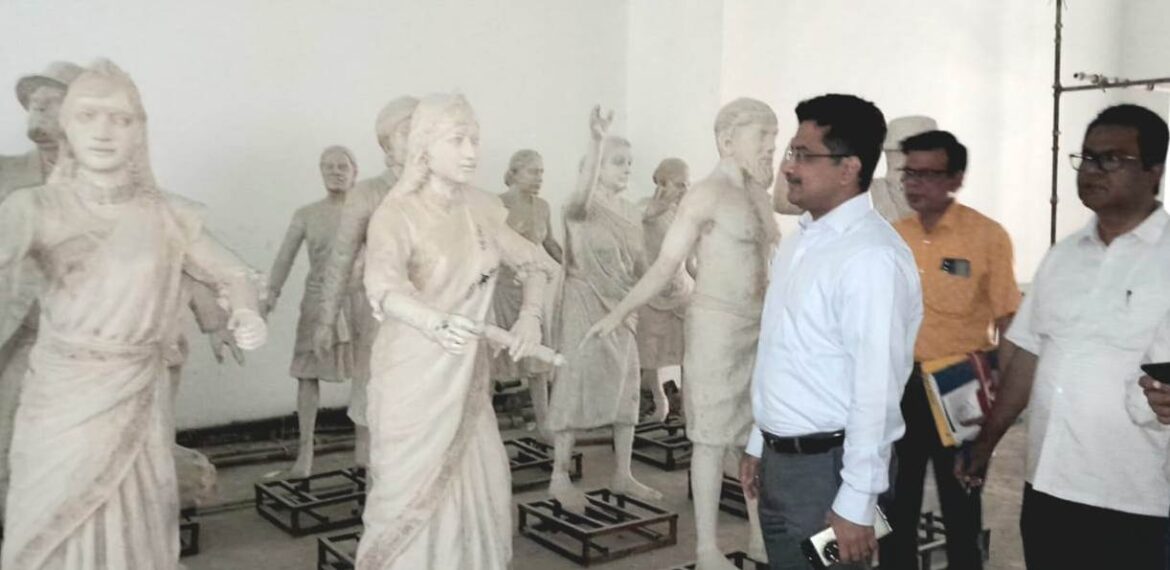 प्रमुख सचिव श्री सोनमणि बोरा ने नवा रायपुर में निर्माणाधीन शहीद वीर नारायण सिंह संग्रहालय का किया निरीक्षण