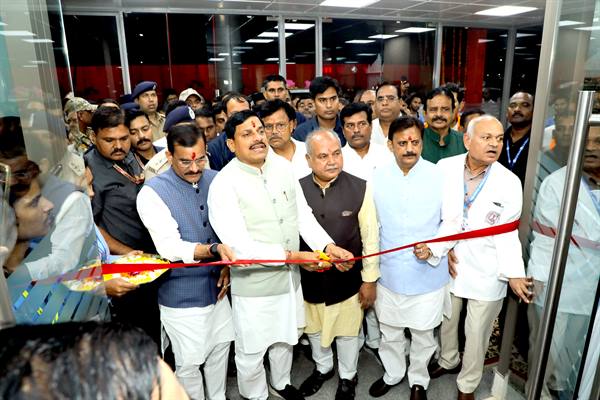 मुख्यमंत्री डॉ. यादव ने ग्वालियर में किया 100 बिस्तरीय देवराज मल्टी स्पेशिलिटी हॉस्पिटल का उदघाटन