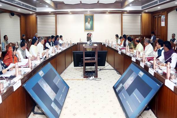 उज्जैन में 127 करोड़ 63 लाख रूपये लागत की इंगोरिया-उन्हेल सड़क मार्ग की स्वीकृति