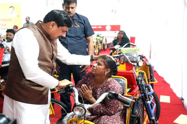 470 दिव्यांगजनों को 1 करोड़ 33 लाख रूपये के सहायक उपकरण वितरित